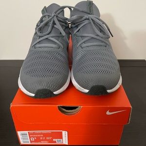 Nike Legend Running Sneakers